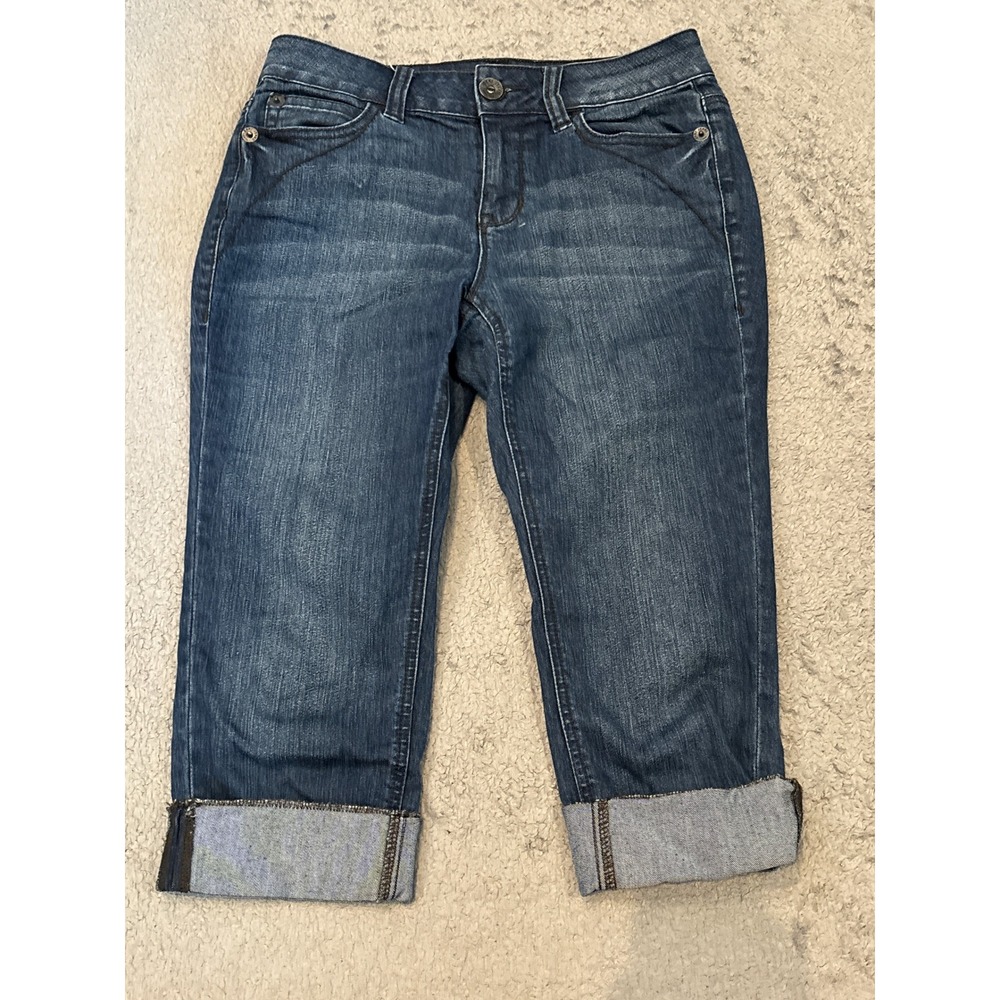 DKNY Jeans Womens Size 4 Medium Wash Cuffed Crop Capri Denim Jeans Stretch